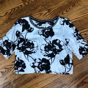 Abercrombie & Fitch black and white floral top